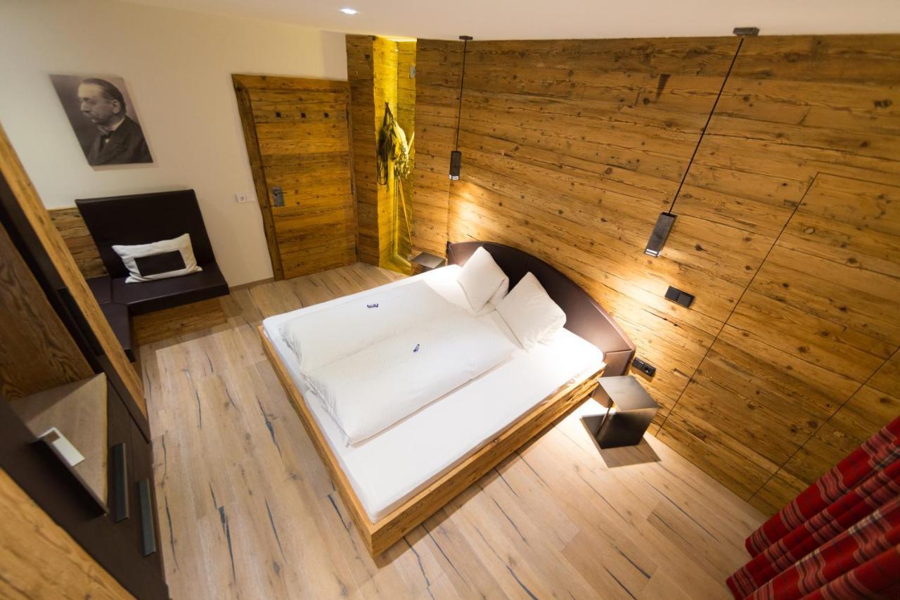 Ferienhaus Alpina คัลส์ อัม โกรสส์กล็อคเนอร์ ภายนอก รูปภาพ