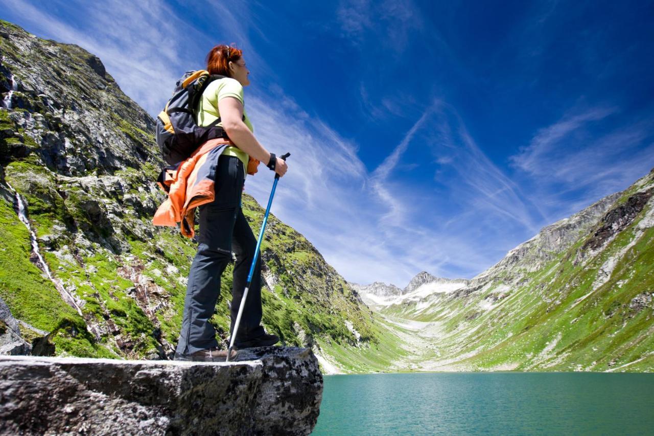 Ferienhaus Alpina คัลส์ อัม โกรสส์กล็อคเนอร์ ภายนอก รูปภาพ